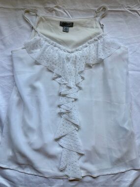 DKNY Elegant Breezy Lined White Ruffled V-Neck Camisole